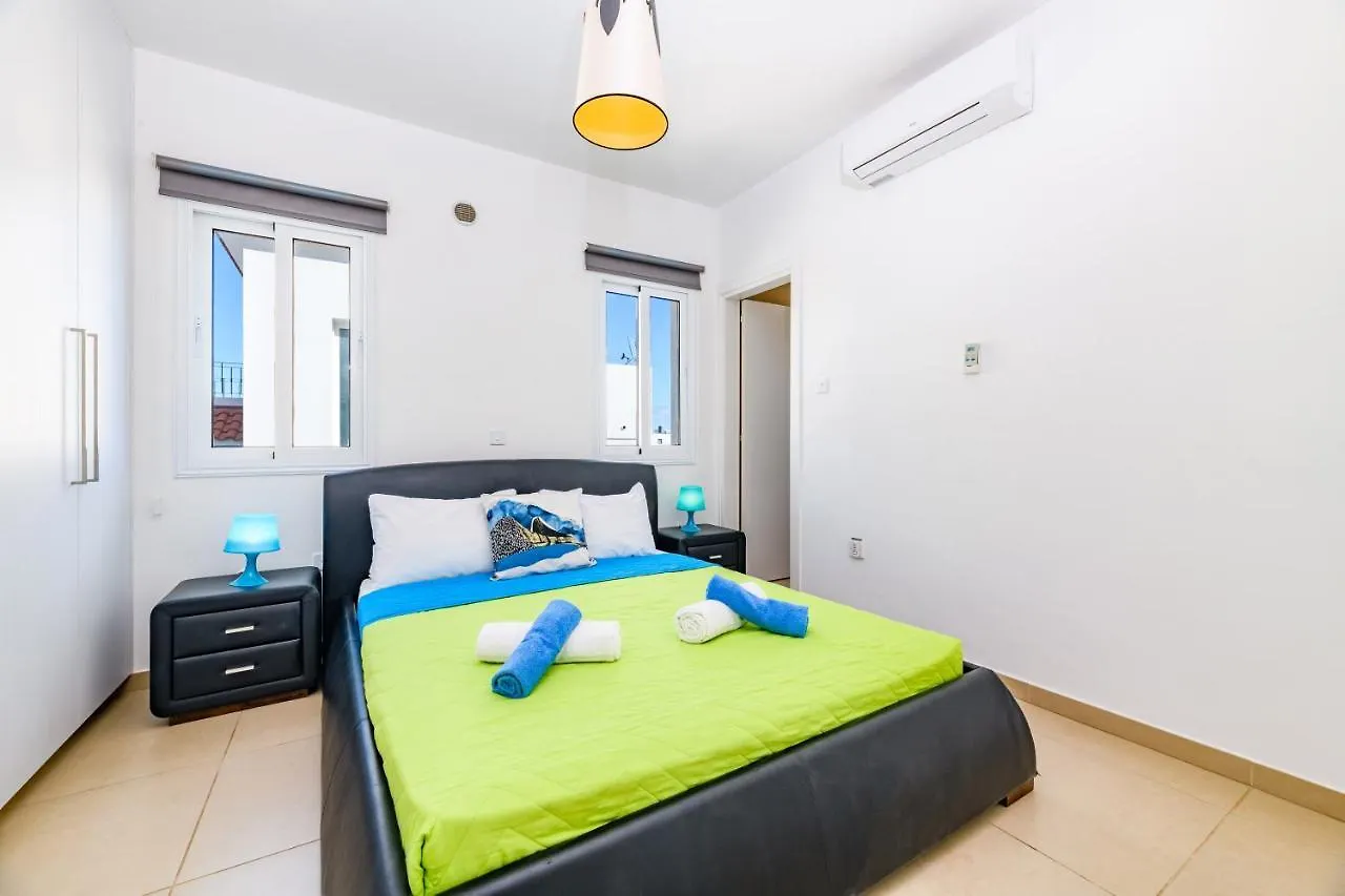 Green Bay Villa #13 Protaras